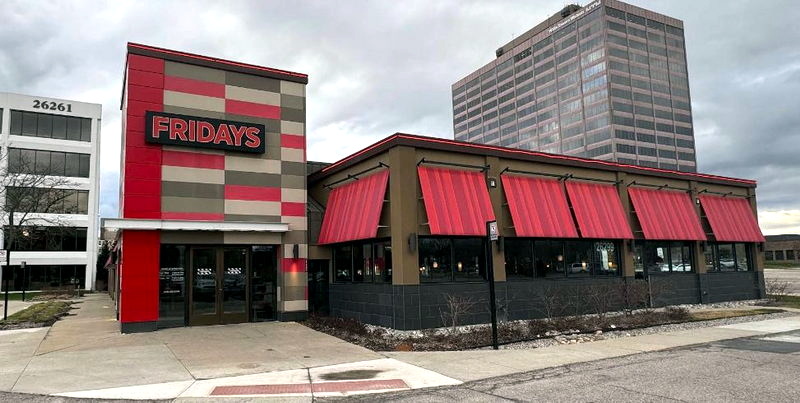 TGI Fridays - Southfield - 26299 Evergreen Rd (newer photo)